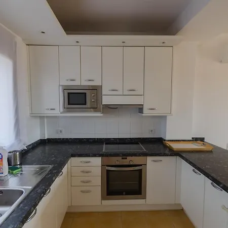 3 Bedroom Holiday *